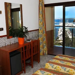 Univers Hotel Roses